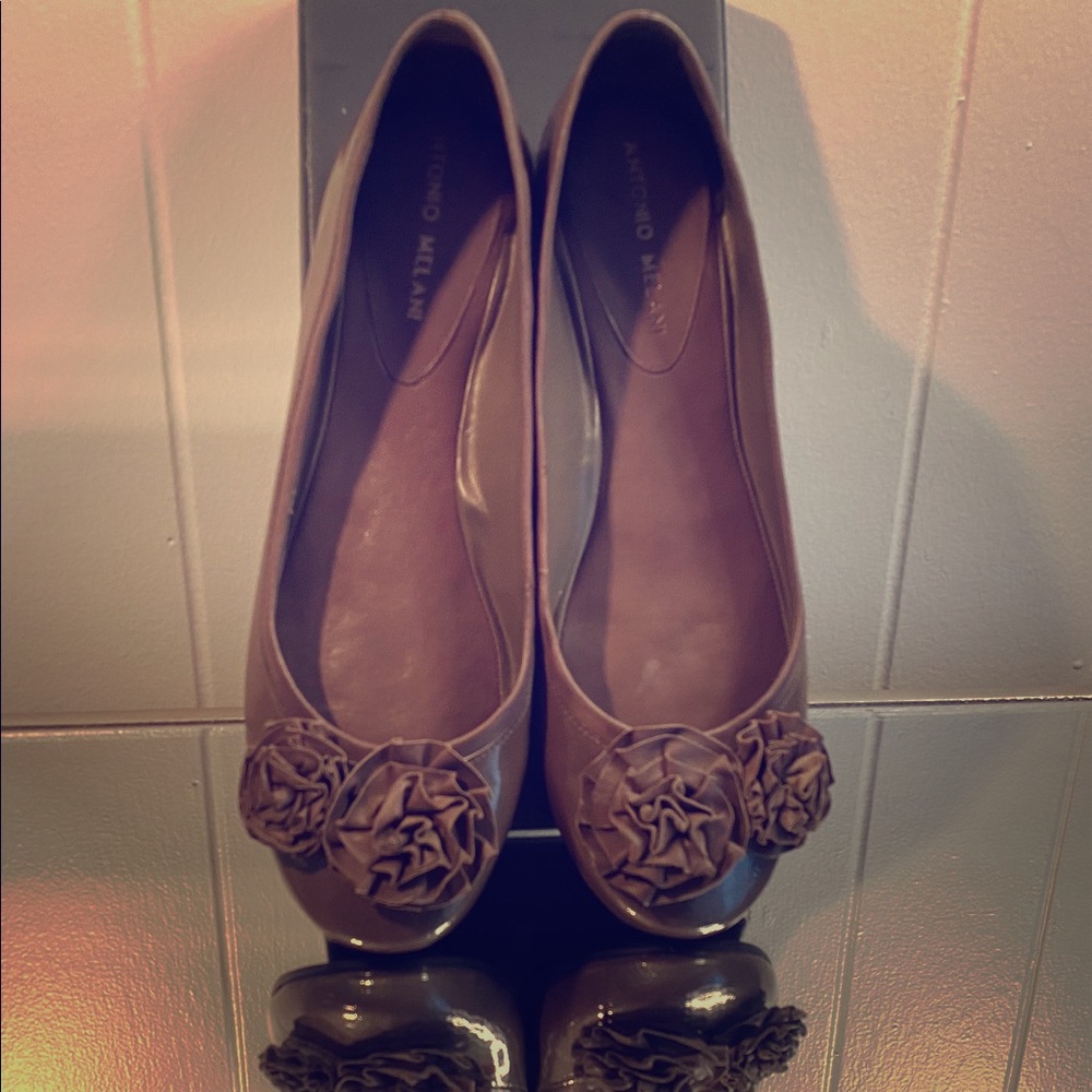 Ladies Antonio Melani Dress Flats